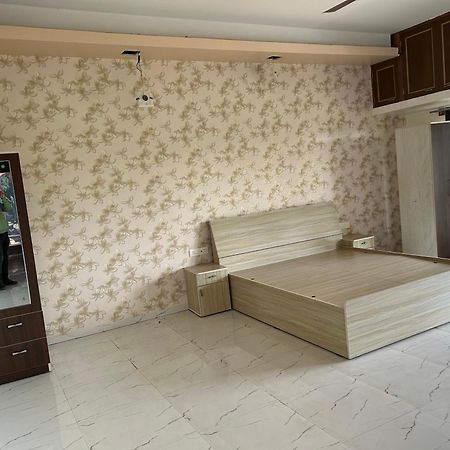 The Sunset Lawns Villa Пюн Екстериор снимка