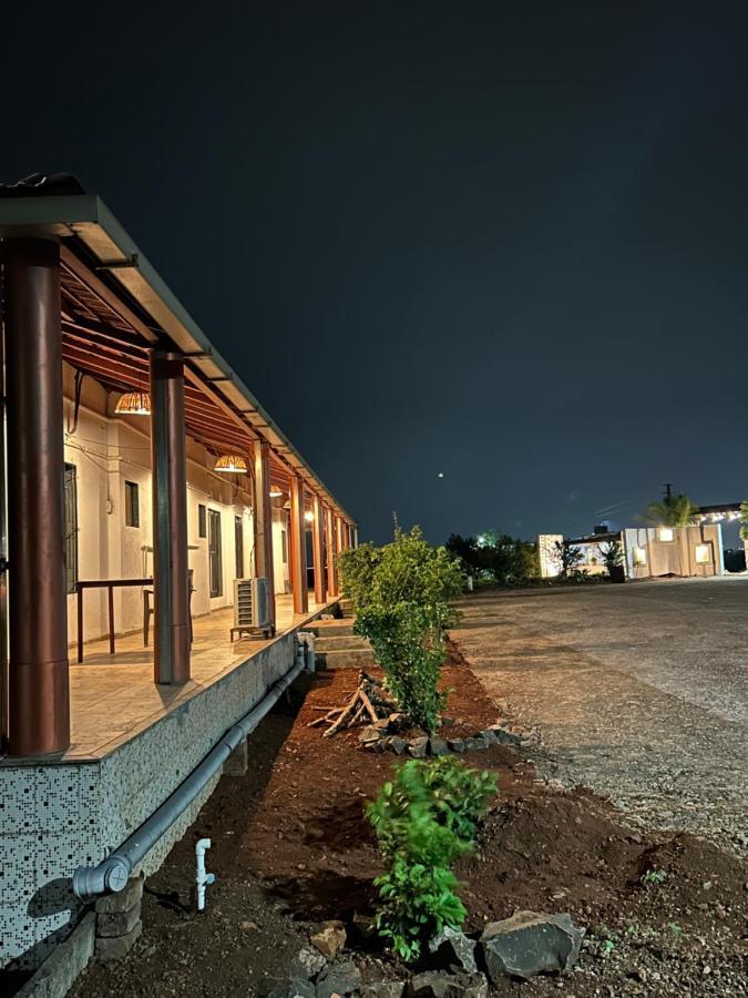 The Sunset Lawns Villa Пюн Екстериор снимка